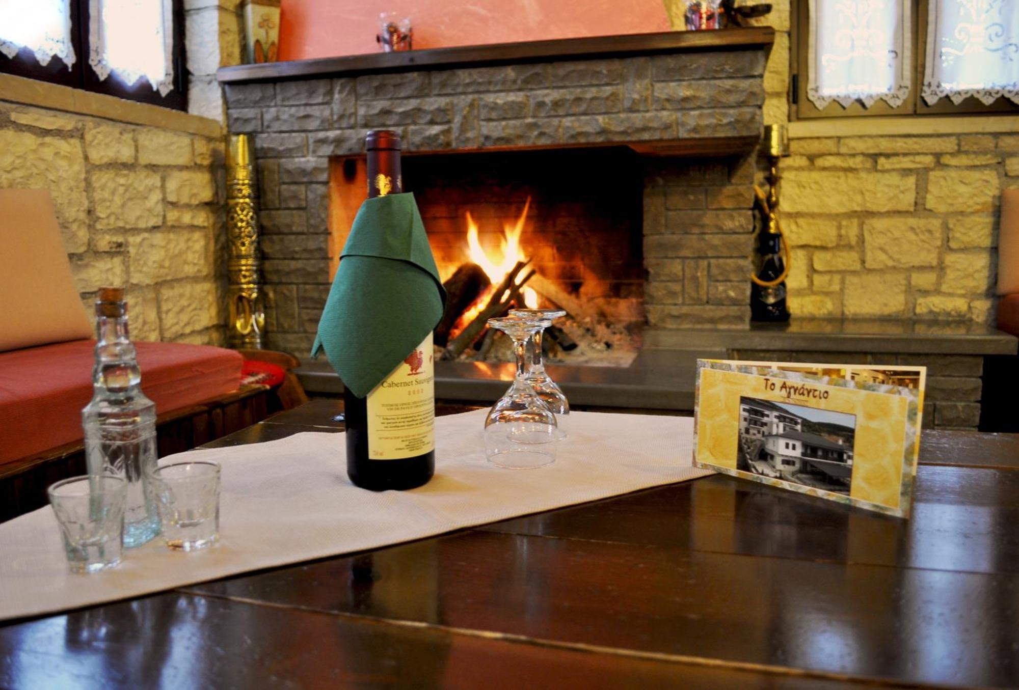 Agnantio Hotel Ioannina Bagian luar foto