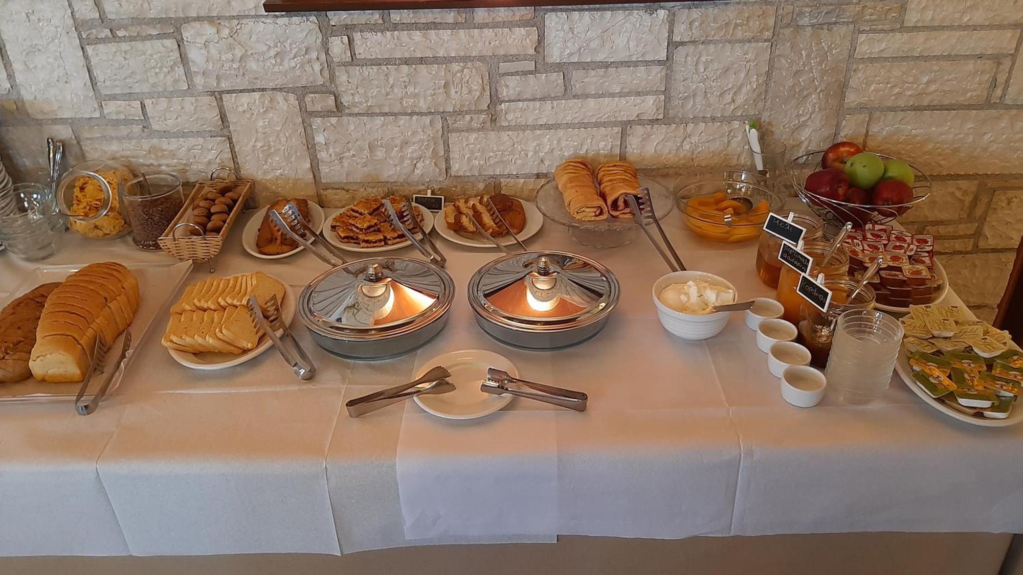 Agnantio Hotel Ioannina Bagian luar foto