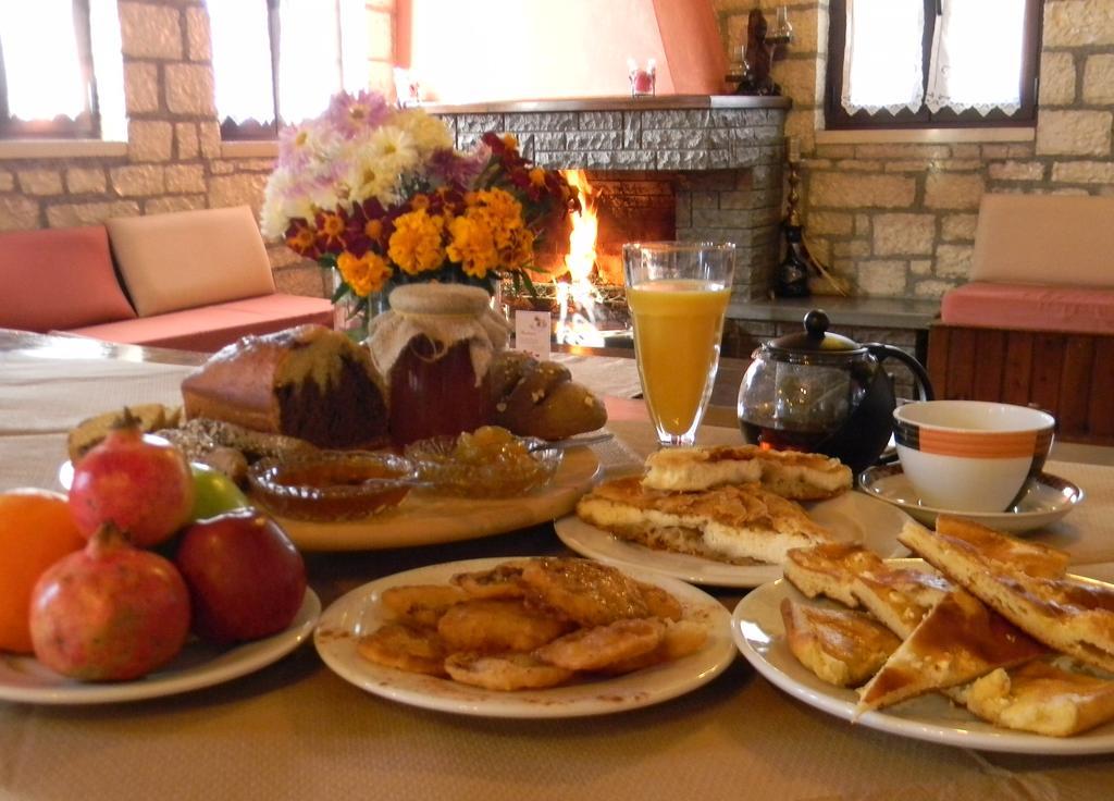Agnantio Hotel Ioannina Bagian luar foto